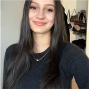 Abiturientin bietet Online- und Präsenznachhilfe in Aachen für Schüler aller Klassenstufen in den Fächern Englisch und Deutsch an.